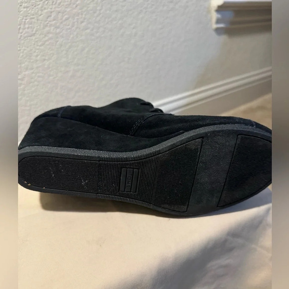 Toms Women's Size 10 W black Suede Covered Wedge Booties - Picture 12 of 14